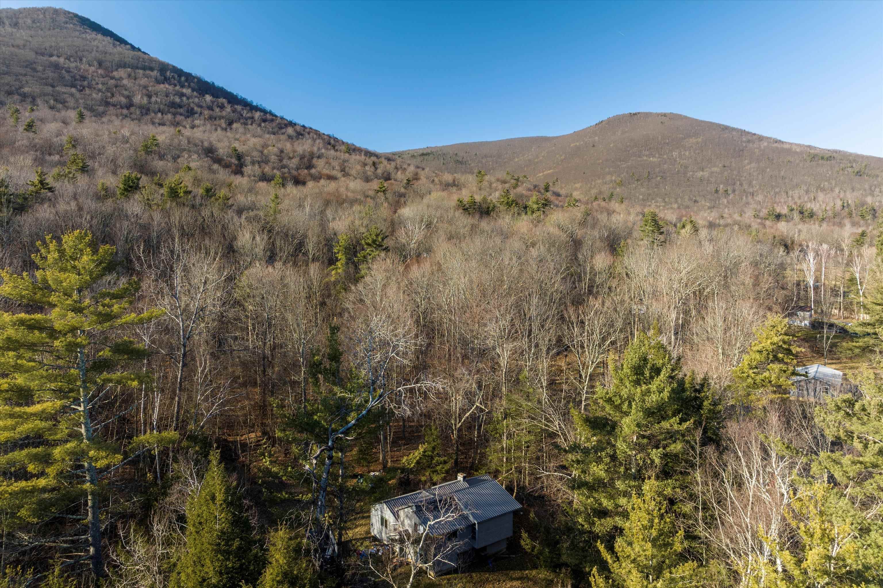 1190 Old West Road Arlington, VT 05250 - Photo 12 of 16 Gallery Image 12