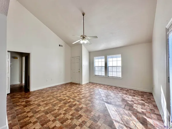 $449,900 | 724 North Bullion Avenue, Gonzales, LA 70737