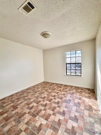 $449,900 | 724 North Bullion Avenue, Gonzales, LA 70737