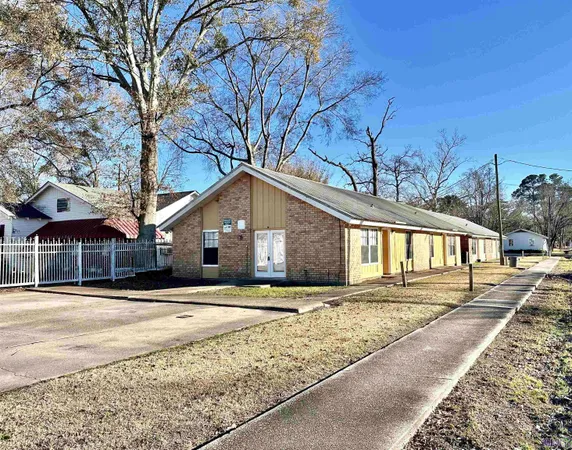 $449,900 | 724 North Bullion Avenue, Gonzales, LA 70737
