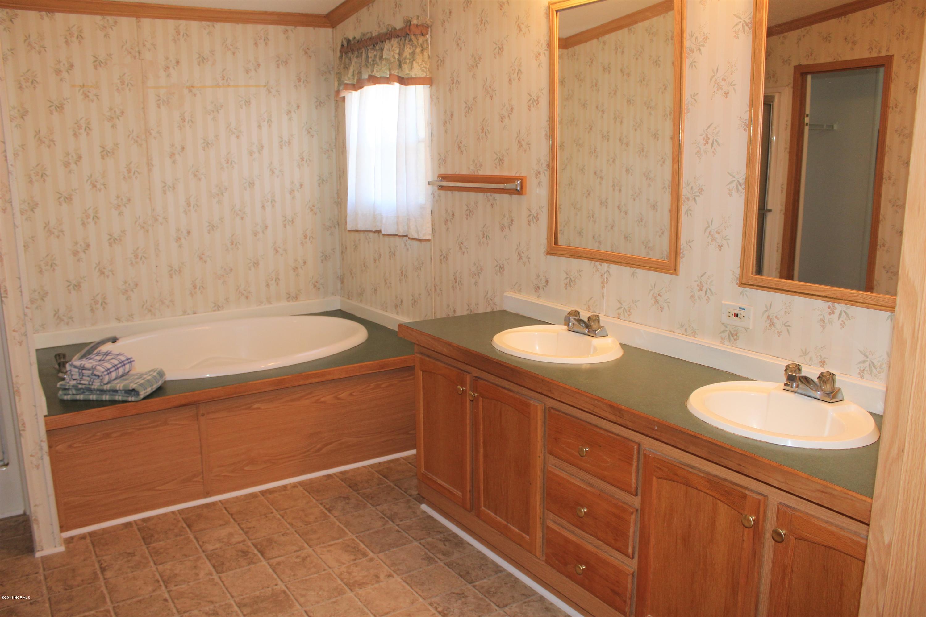 10421 Smith Road Middlesex, NC 27557 - Photo 15 of 18 IMG_5806 (2)