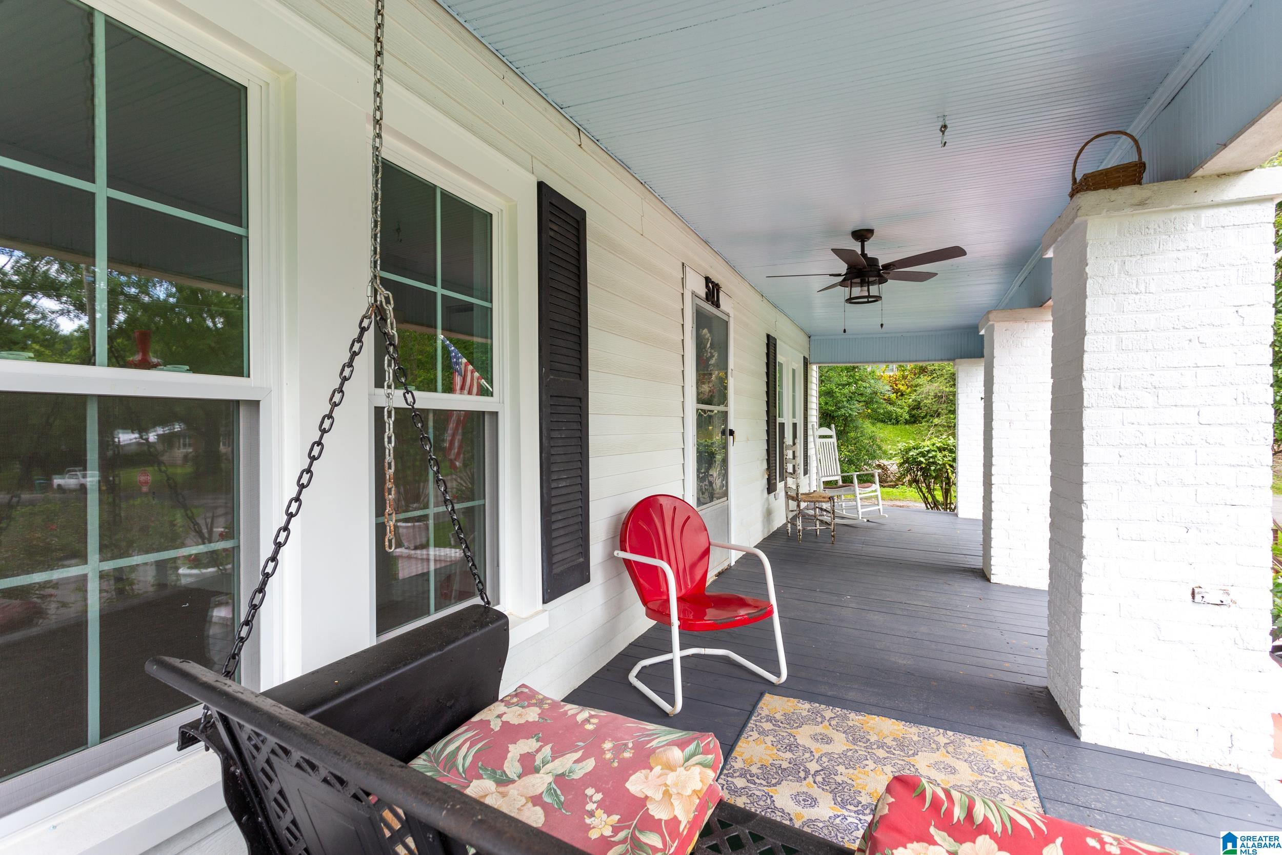 511 3rd Street North Oneonta, AL 35121 - Photo 5 of 40