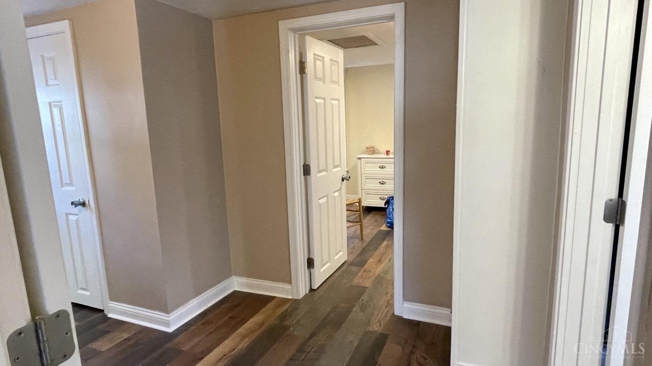 4184 Hamilton Trenton Road Hamilton, OH 45011 - Photo 11 of 23 Gallery Image 11
