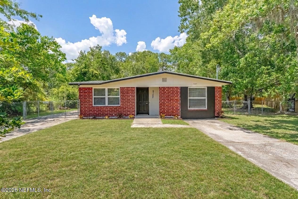 5327 Arrowsmith Road Jacksonville, FL 32208 - Photo 31 of 40 collov-ai_20260613140734_1rt86g