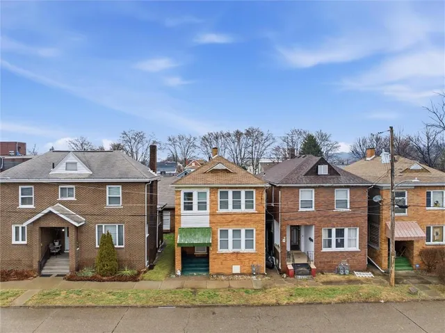 $125,000 | 321 12th Street, Ambridge, PA 15003