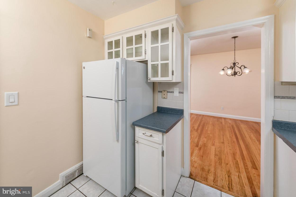 1859 Edgewood Road Parkville, MD 21286 - Photo 12 of 30 Kitchen