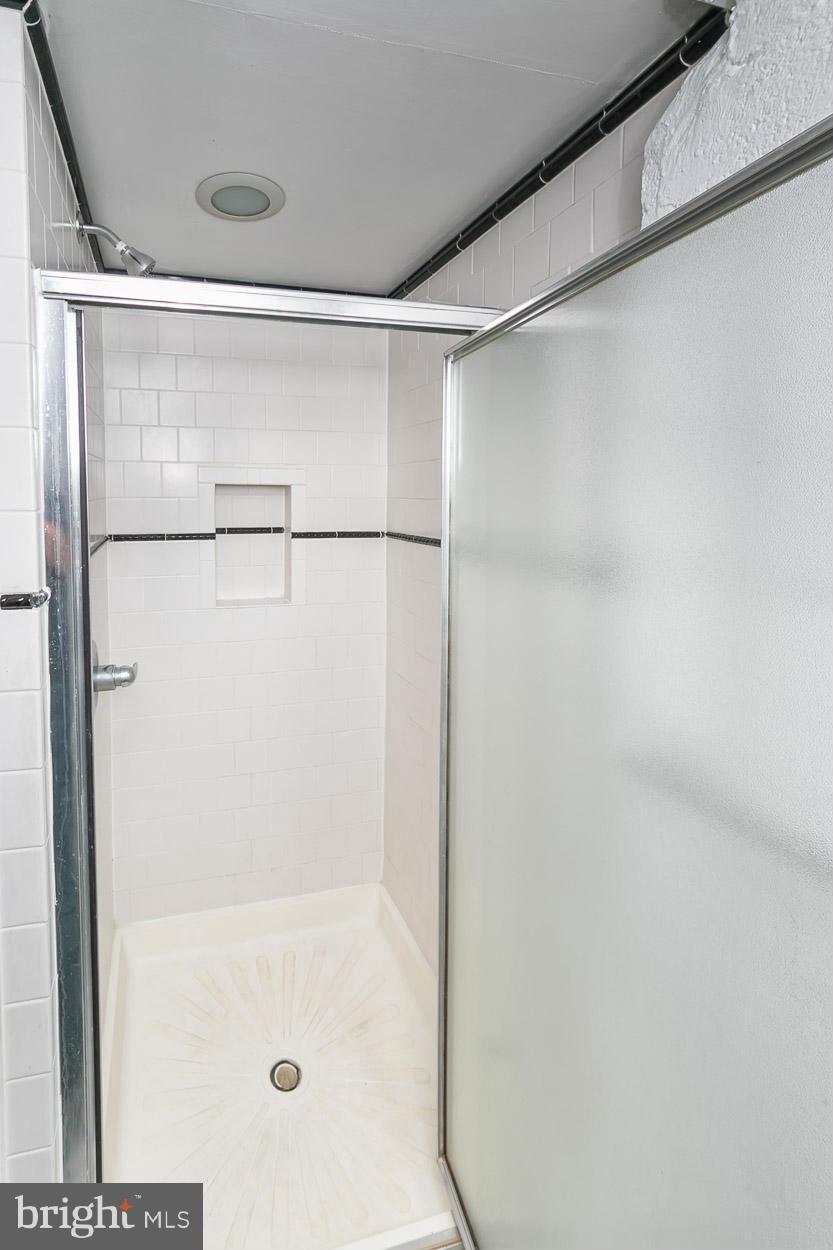 1859 Edgewood Road Parkville, MD 21286 - Photo 24 of 30 Bath