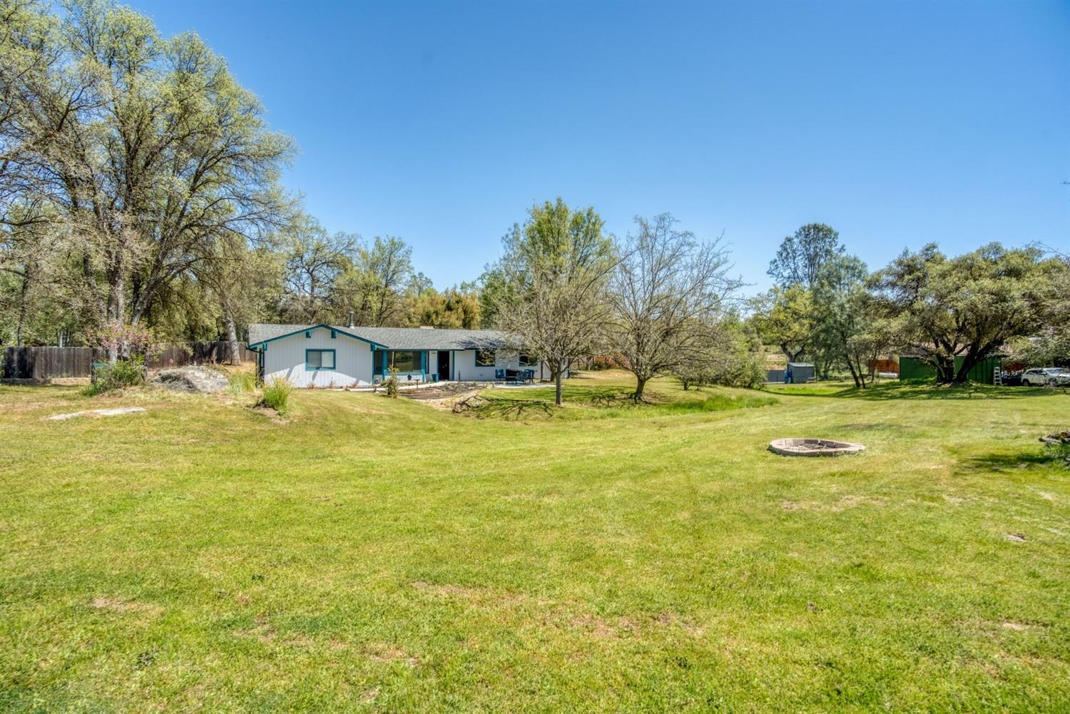 31549 Delaware Road Coarsegold, CA 93614 - Photo 36 of 38 Gallery Image 36