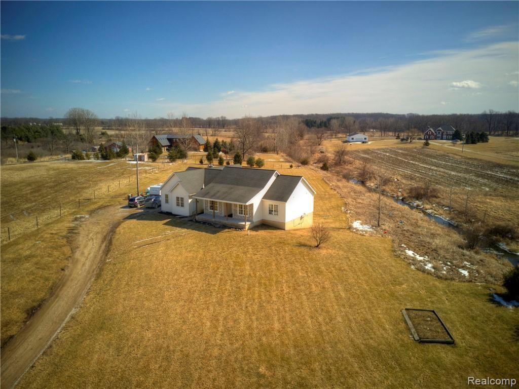 7326 Green Road Fenton, MI 48430 - Photo 39 of 42 DJI_0051.jpg