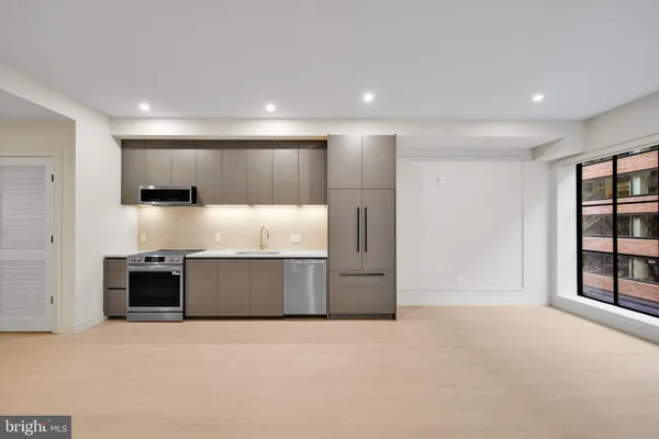 $3,500 | 2121 Ward Place Northwest, Unit 402, Washington, DC 20037
