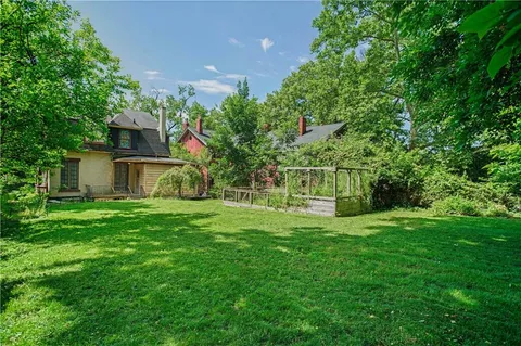 $450,000 | 1418 Pennsylvania Avenue, Pittsburgh, PA 15233