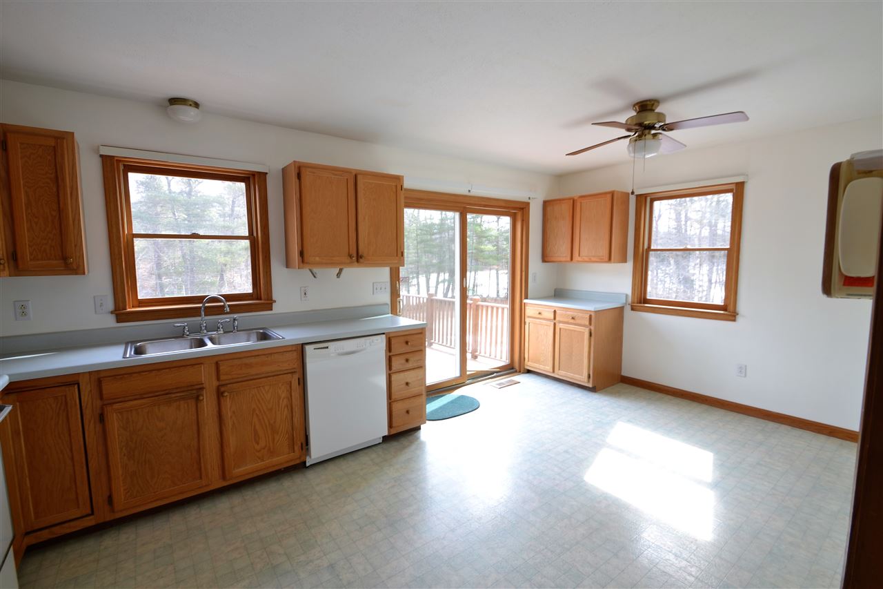 440 Candia Road Chester, NH 03036 - Photo 6 of 40 Gallery Image 6
