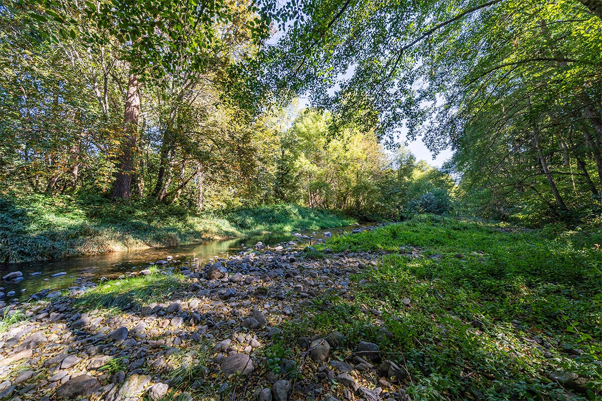 255 Davidson Road Williams, OR 97544 - Photo 76 of 82 DSC04258-HDR-Edit