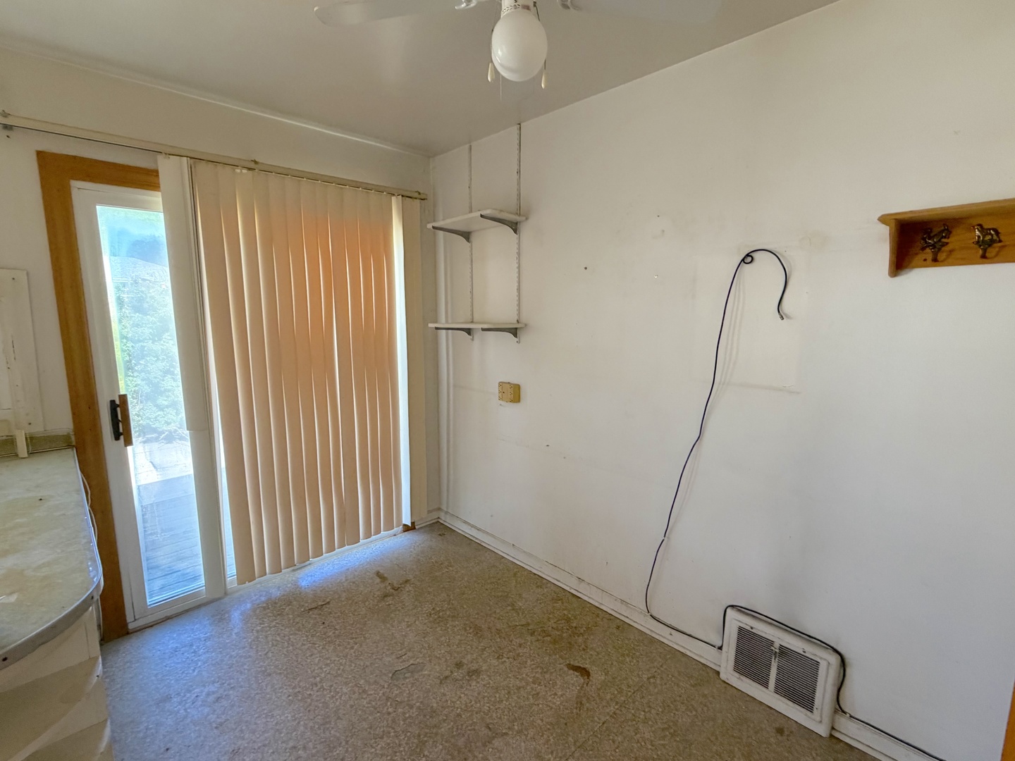 554 South Westmore-Meyers Road Lombard, IL 60148 - Photo 6 of 14