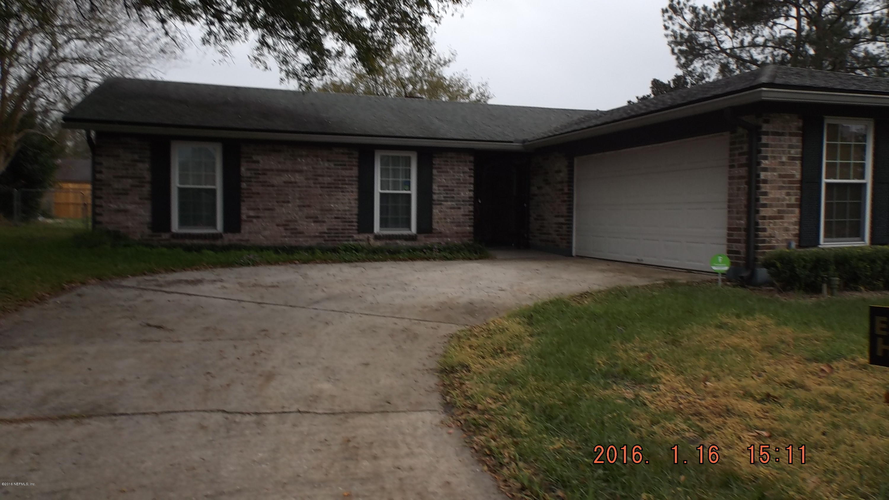8222 Springtree Road Jacksonville, FL 32210 - Photo 1 of 17 sptfront