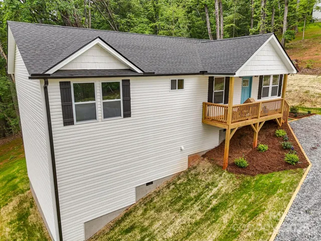 $339,900 | 376 Hague Drive, Columbus, NC 28722
