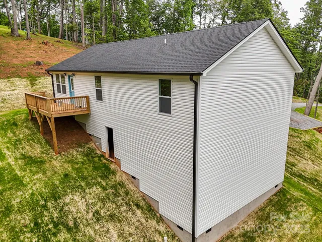 $339,900 | 376 Hague Drive, Columbus, NC 28722