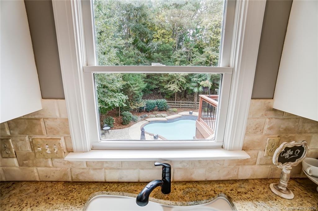 7082 Harbor Court Tega Cay, SC 29708 - Photo 14 of 46 Gallery Image 14