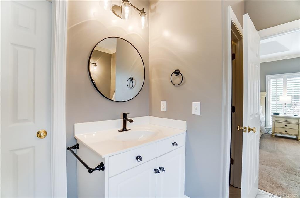 7082 Harbor Court Tega Cay, SC 29708 - Photo 23 of 46 Gallery Image 23