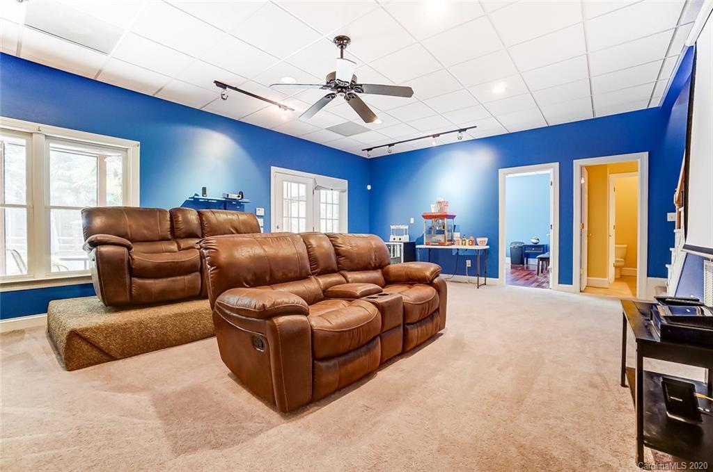 7082 Harbor Court Tega Cay, SC 29708 - Photo 30 of 46 Gallery Image 30