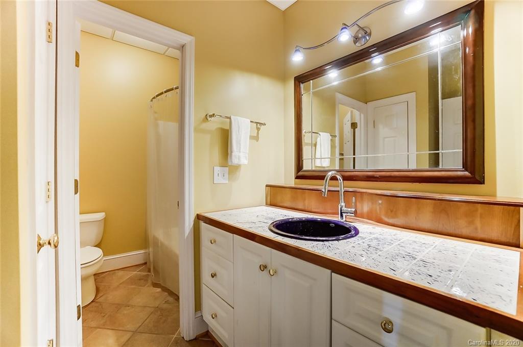 7082 Harbor Court Tega Cay, SC 29708 - Photo 33 of 46 Gallery Image 33