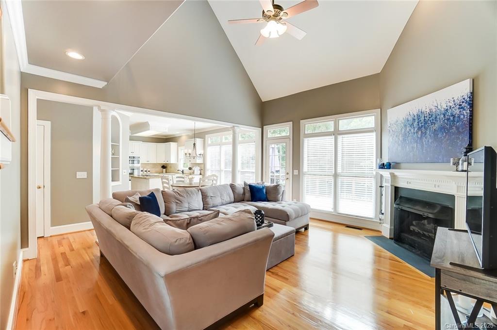 7082 Harbor Court Tega Cay, SC 29708 - Photo 8 of 46 Gallery Image 8