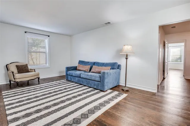 $2,500 | 4922 West University Boulevard, Dallas, TX 75209