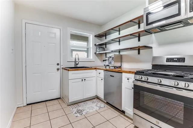 $2,500 | 4922 West University Boulevard, Dallas, TX 75209