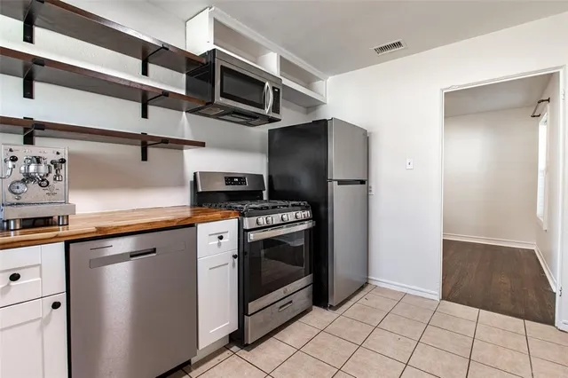 $2,500 | 4922 West University Boulevard, Dallas, TX 75209