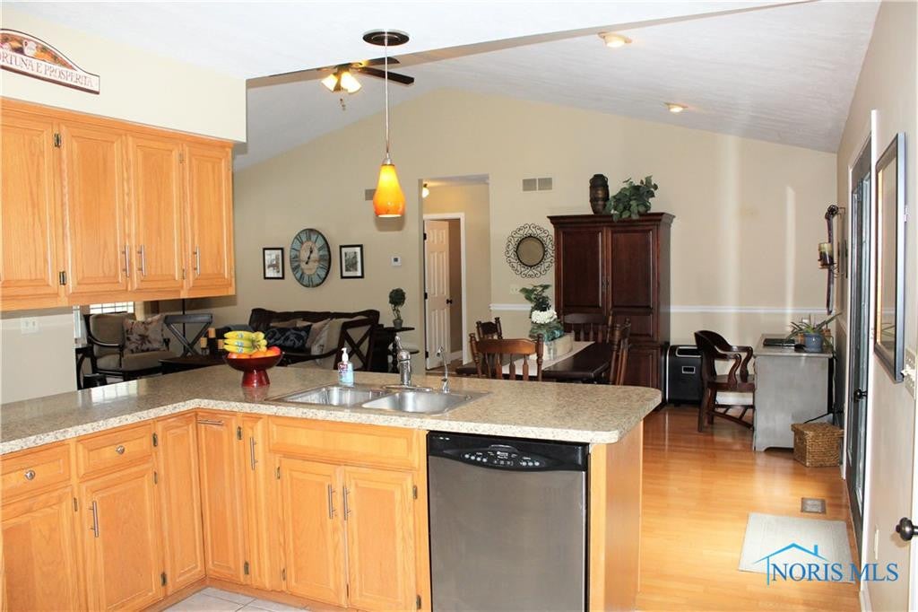 8010 Holstein Road Toledo, OH 43617 - Photo 10 of 26 Gallery Image 10