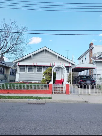 $650,000 | 137-67 Bedell Street | Rochdale