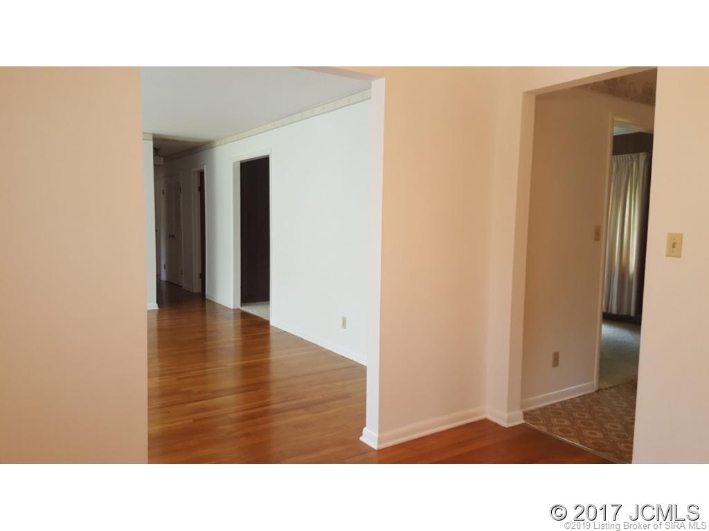 2049 Ridgewood Lane Madison, IN 47250 - Photo 3 of 24 Gallery Image 3