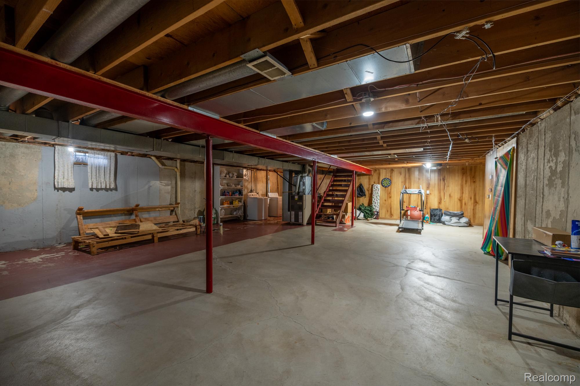 3276 Hammerberg Road Flint, MI 48507 - Photo 16 of 22 3276 HAMMERBERG Rd-27.jpg