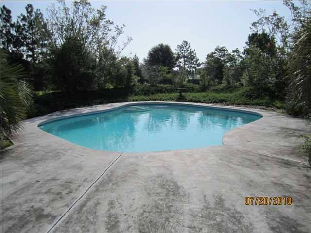 108 Stephens Lane Crestview, FL 32539 - Photo 2 of 17 Gallery Image 2