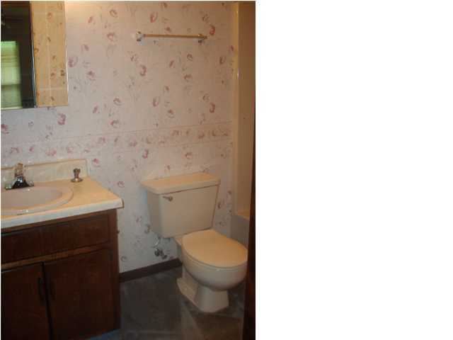 108 Stephens Lane Crestview, FL 32539 - Photo 11 of 17 Gallery Image 11