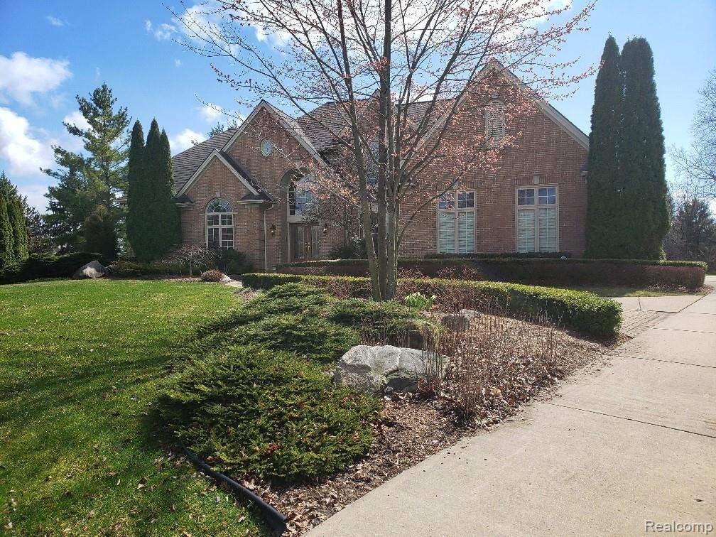 3587 Vineyard Springs Court Rochester, MI 48306 - Photo 2 of 39 Vineyard Springs_6.jpg