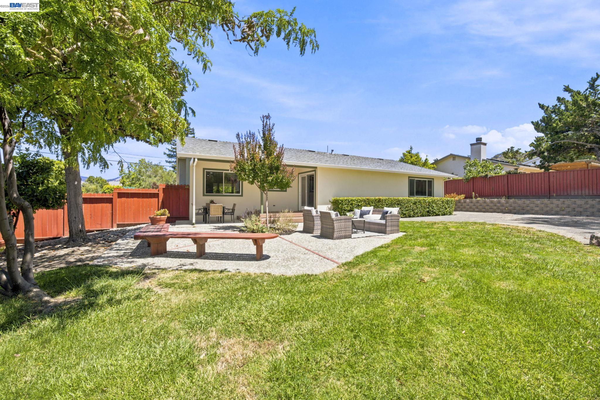 1082 Springfield Drive Walnut Creek, CA 94598 - Photo 40 of 66