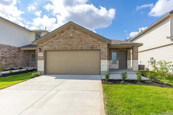 $1,950 | 4947 Greywacke Trail, San Antonio, TX 78253
