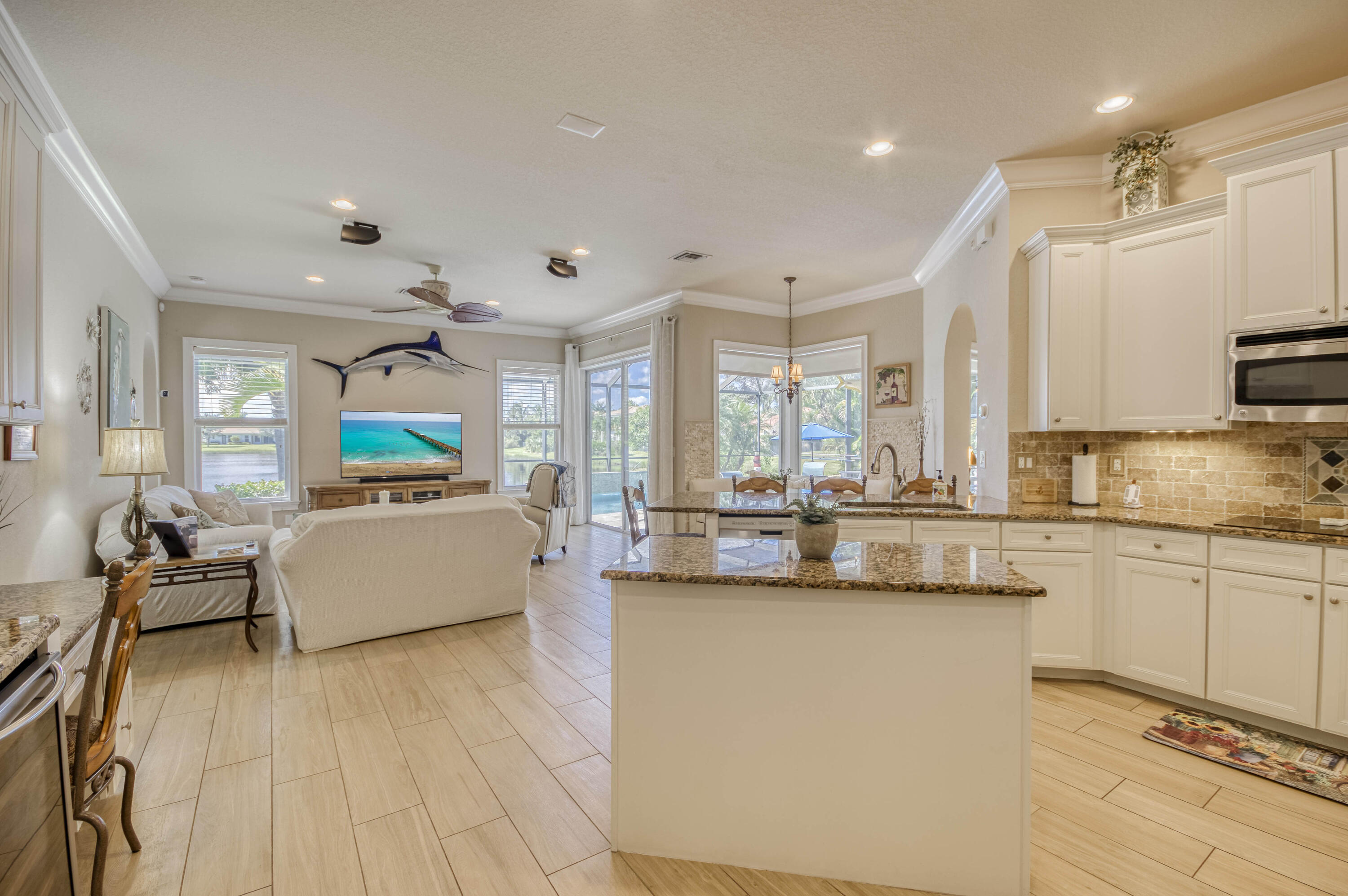 270 Rudder Cay Way Jupiter, FL 33458 - Photo 13 of 72 Kitchen | Family Room