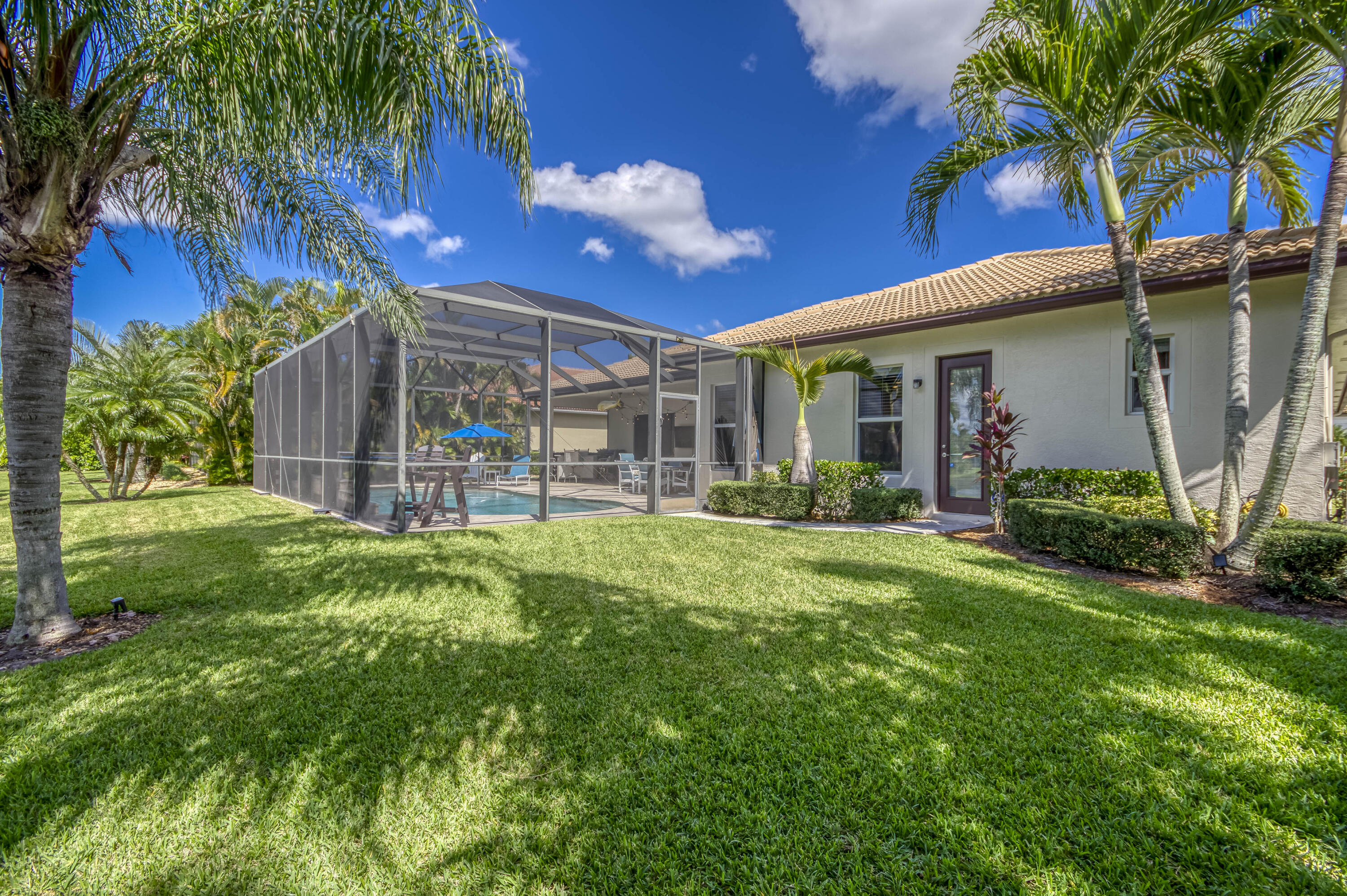 270 Rudder Cay Way Jupiter, FL 33458 - Photo 46 of 72 Large Yard
