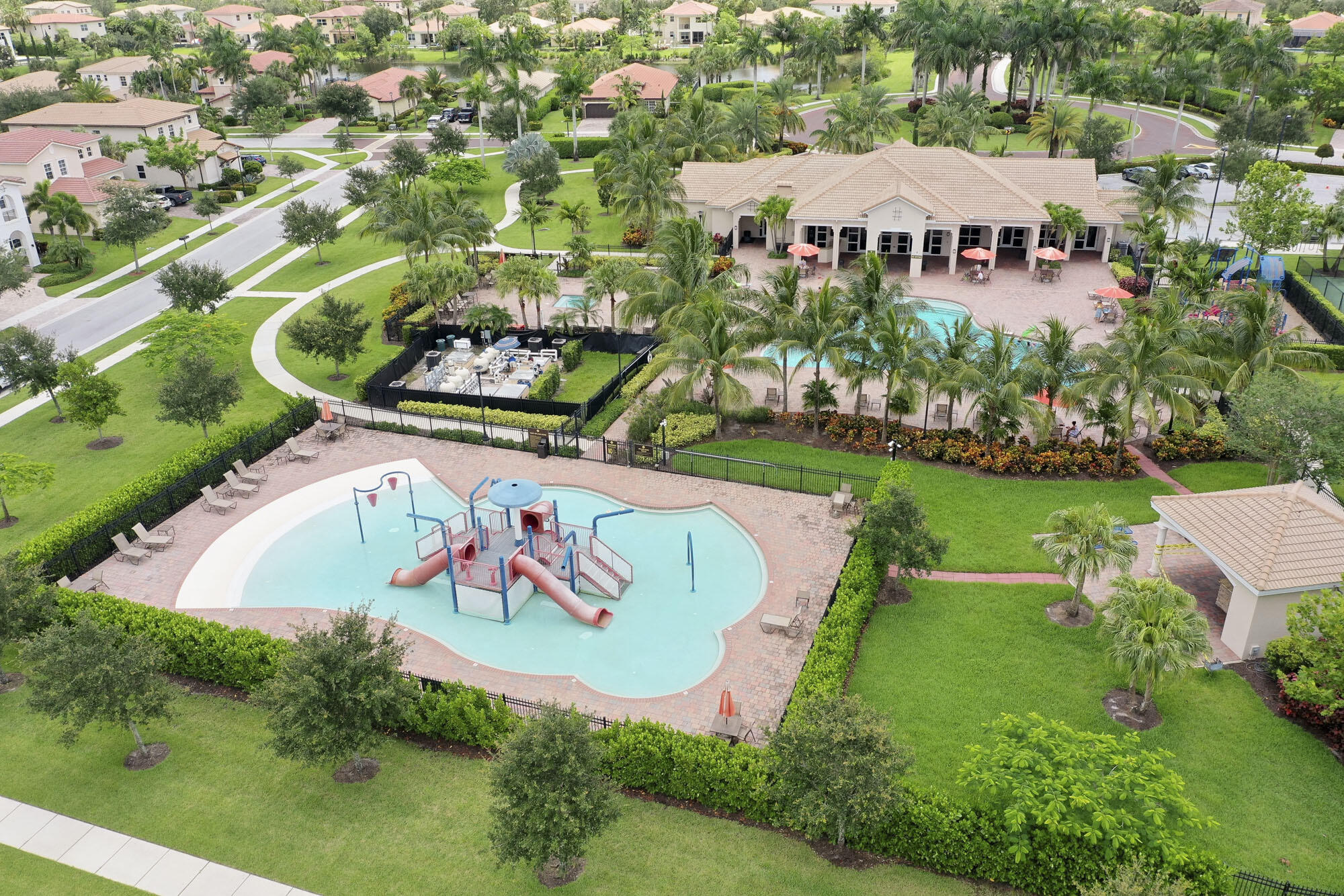 270 Rudder Cay Way Jupiter, FL 33458 - Photo 63 of 72 Rialto Splash Zone