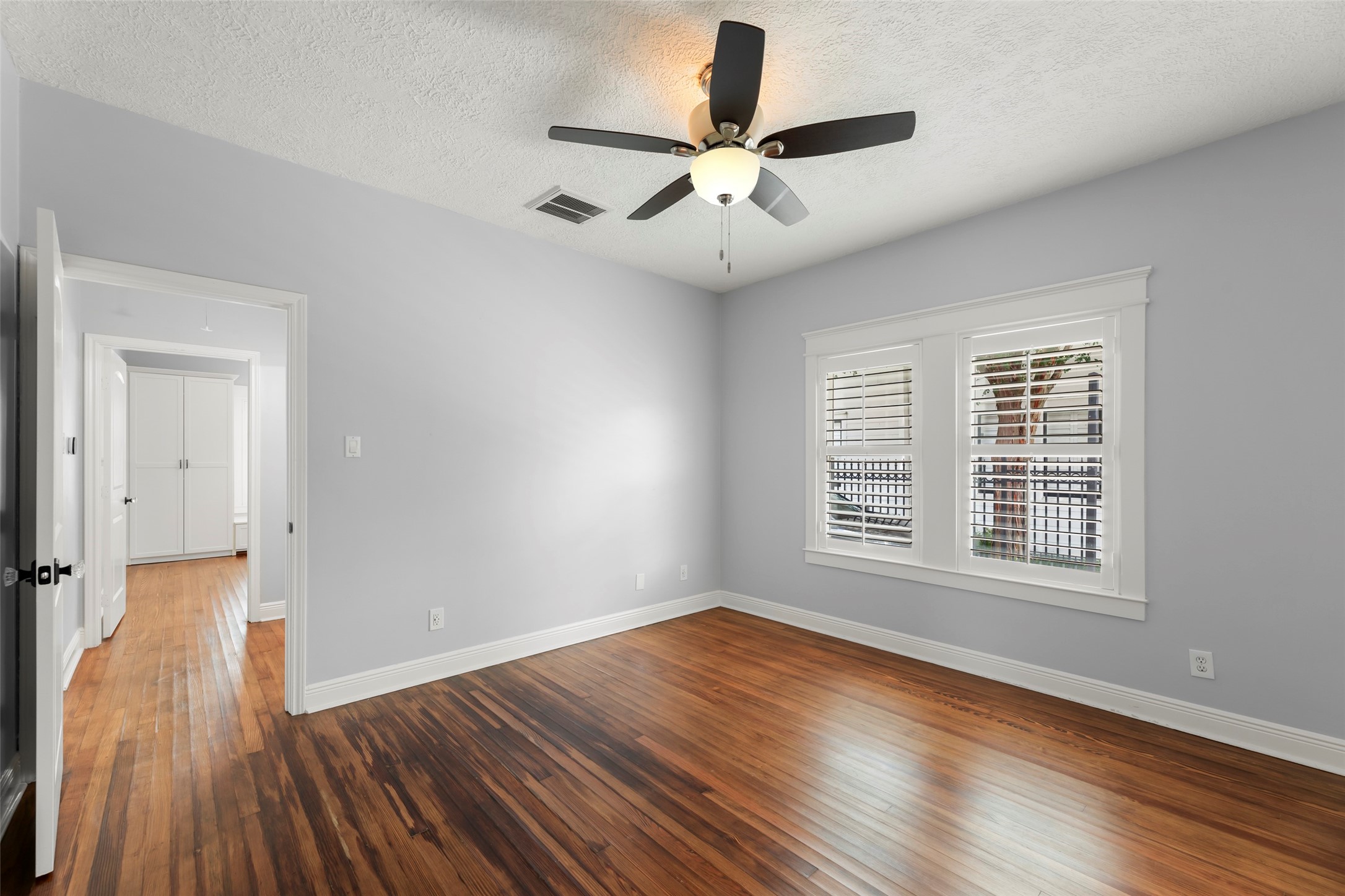1120 Winston Street Houston, TX 77009 - Photo 19 of 35 From this angle, you can truly appreciate the generous proportions of the primary suite.