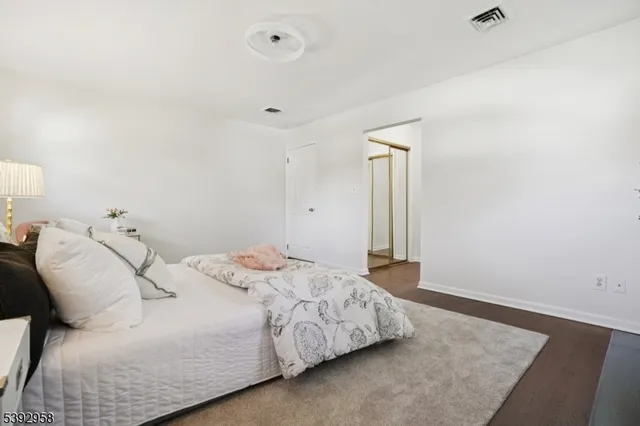 $899,900 | 16 Jaclyn Drive, East Hanover, NJ 07936