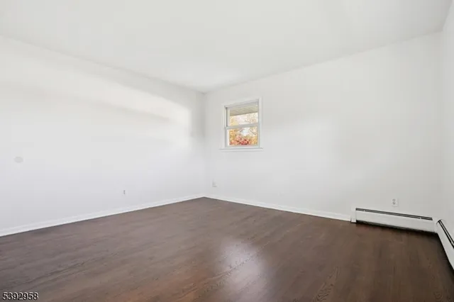 $899,900 | 16 Jaclyn Drive, East Hanover, NJ 07936