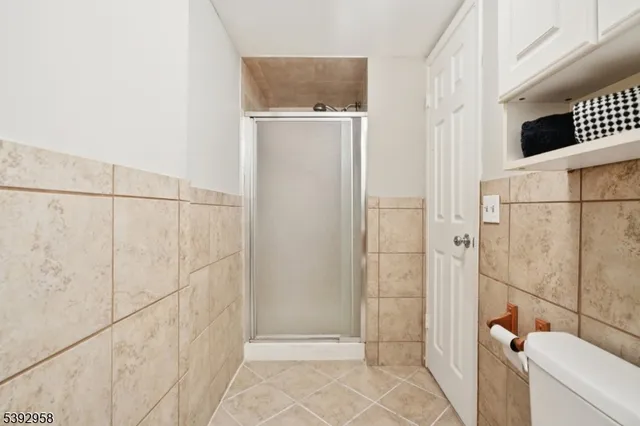 $899,900 | 16 Jaclyn Drive, East Hanover, NJ 07936