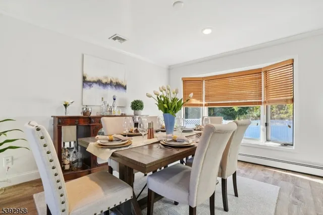 $899,900 | 16 Jaclyn Drive, East Hanover, NJ 07936