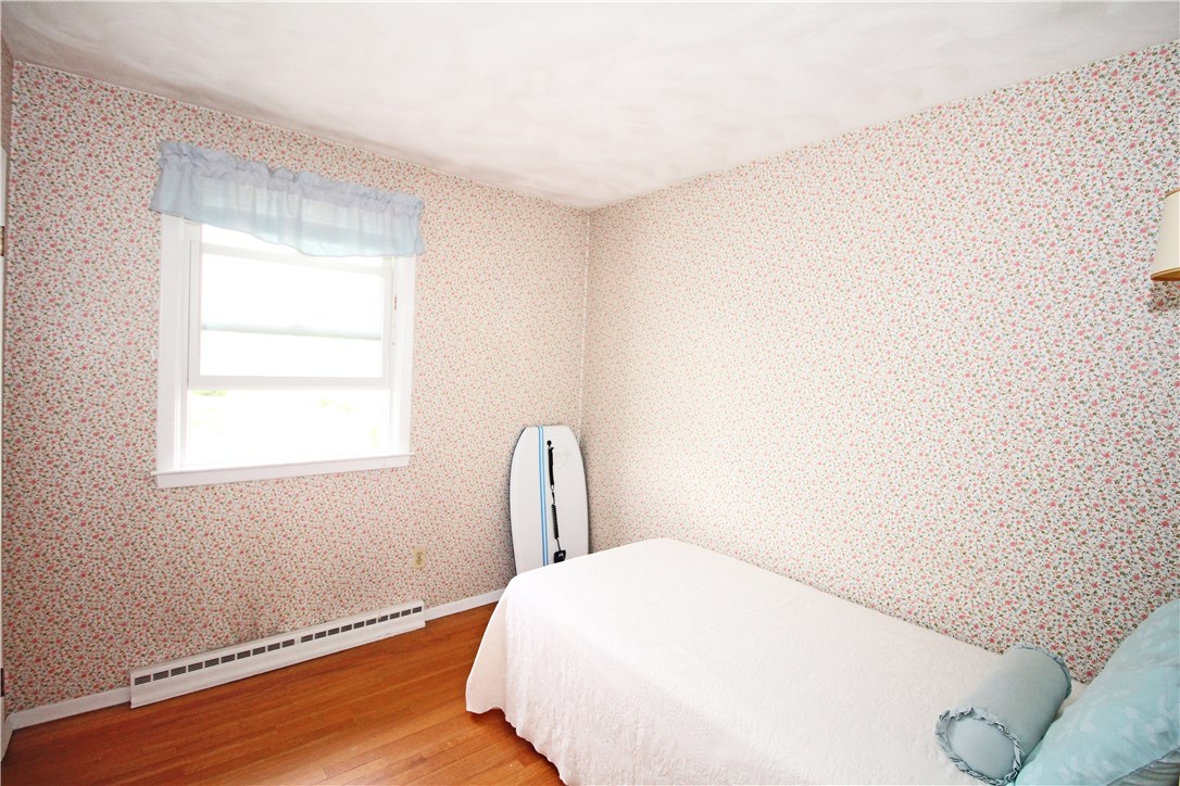 10 Pocono Road Middletown, RI 02842 - Photo 29 of 41