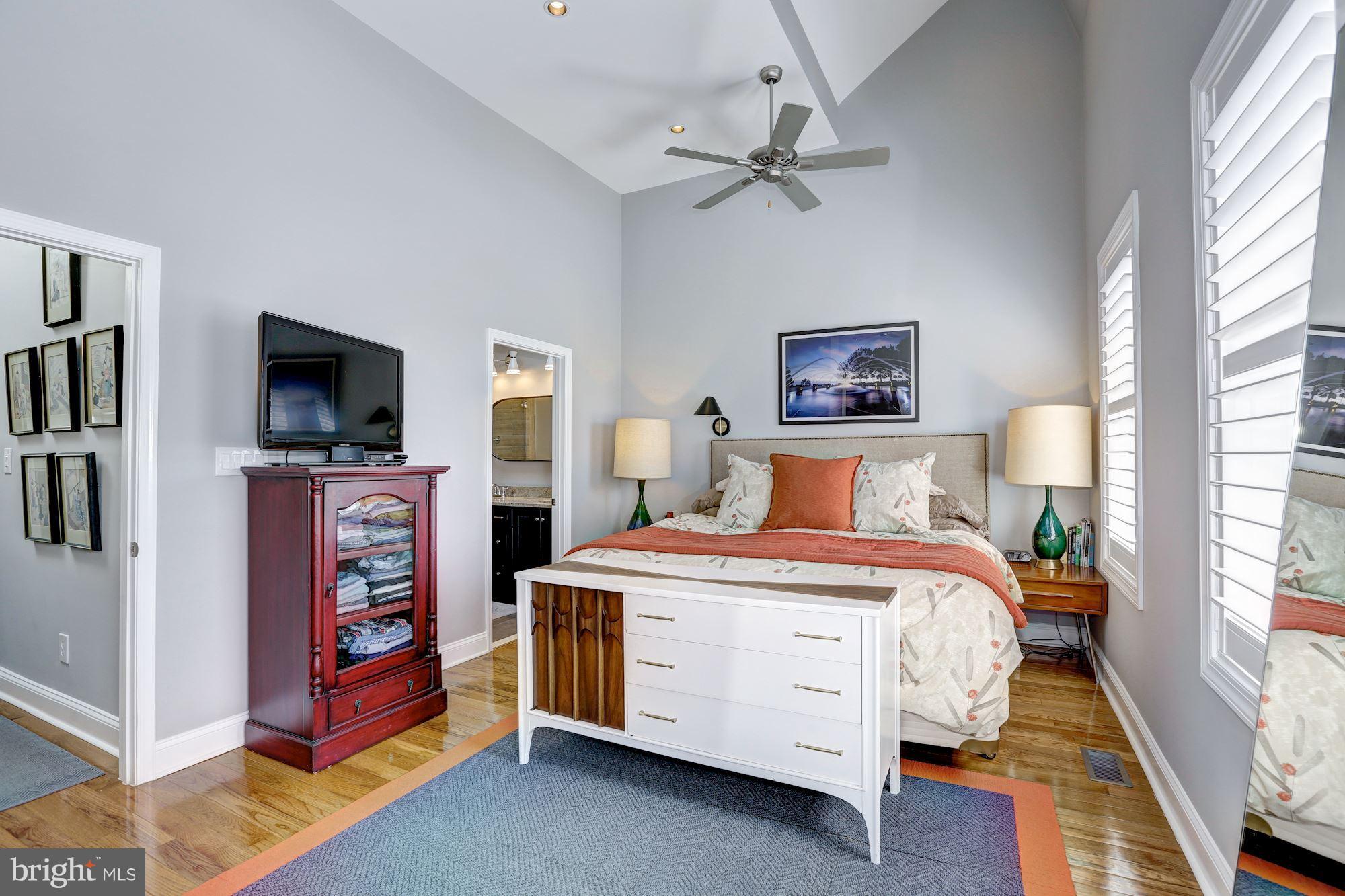 509 Decatur Street Northwest Washington, DC 20011 - Photo 13 of 27 Bedroom (Master)