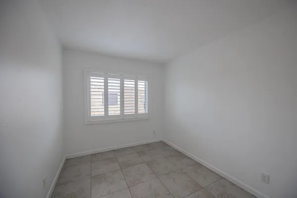 $1,450 | 4615 East Jones Avenue, Phoenix, AZ 85040