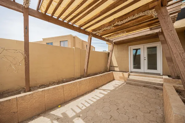 $1,450 | 4615 East Jones Avenue, Phoenix, AZ 85040
